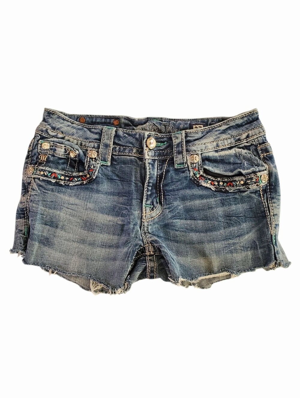 ๐ข Miss Me Signature Aztec Cutoff Raw Hem Denim Shorts Medium Wash Size 27